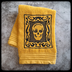 Witchy cat bath towel