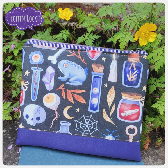 pochette molletonnée cute mad laboratory