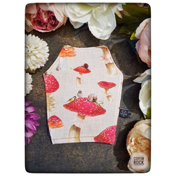 strawberries ! coffin shapped wash glove