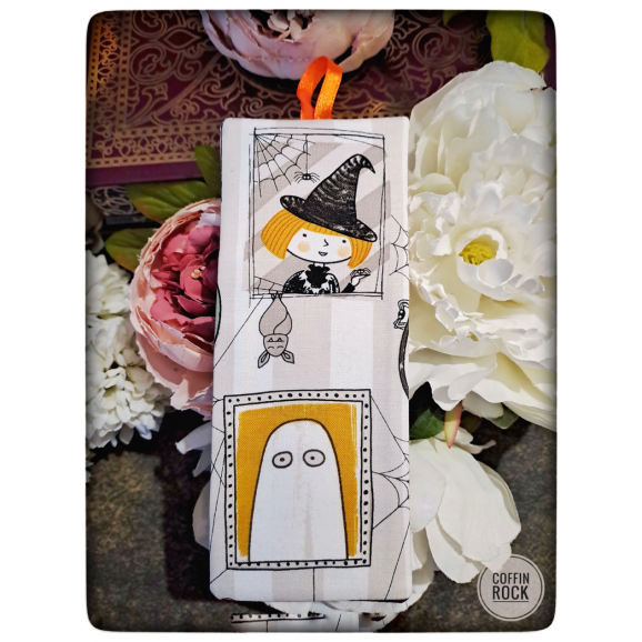 Occult - Lace doilies