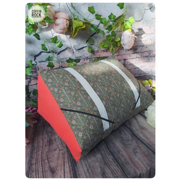 Fleurs - pupitre de lecture