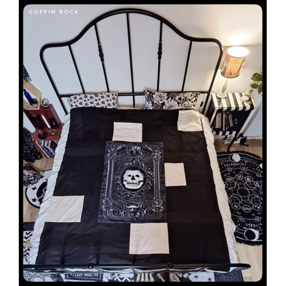 Couverture patchwork poison noir - modèle unique