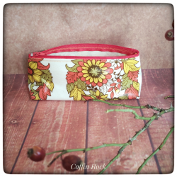 Trousse fleurs retros