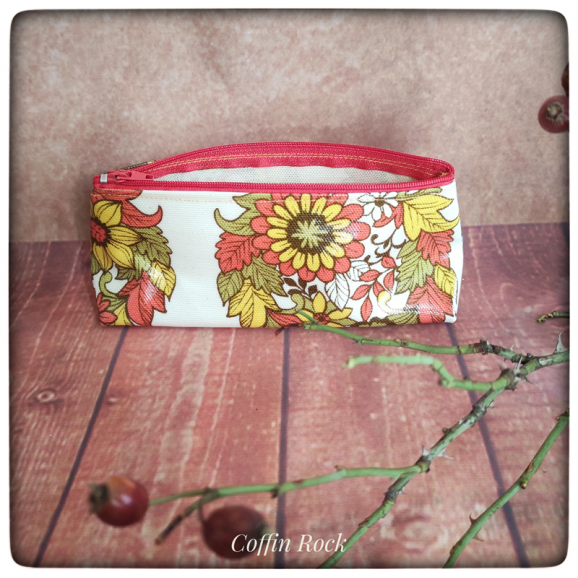 Trousse fleurs retros